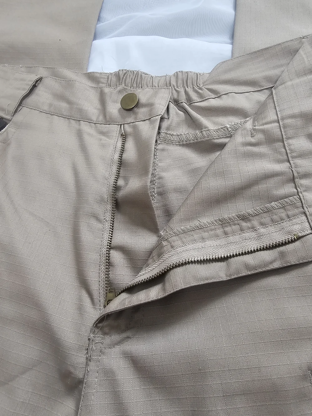 Beige Ripstop Cargo Pants Men’s L 36